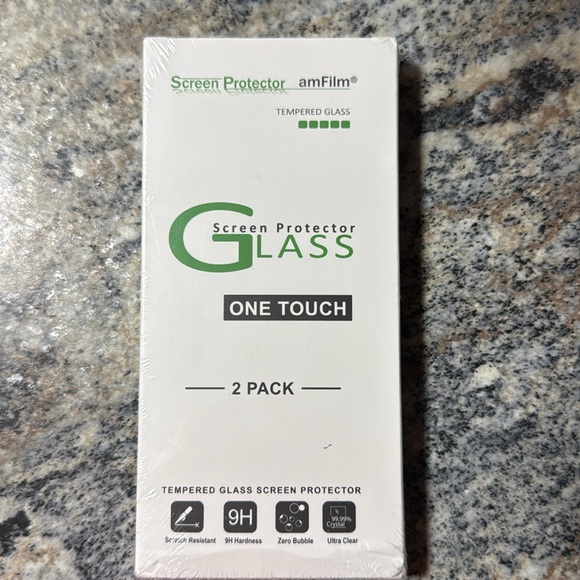iPhone 12 Pro Max Screen Protector - Picture 4 of 4
